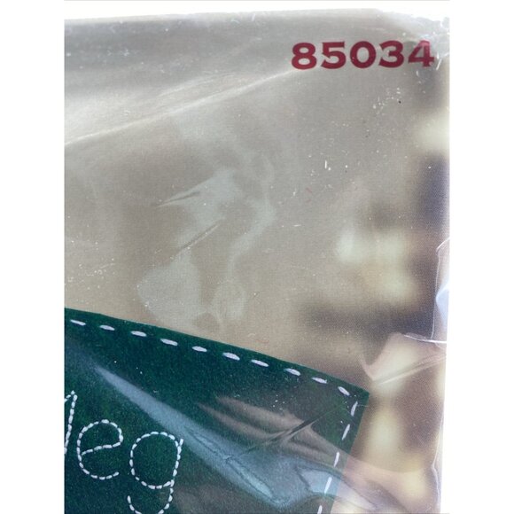 Plaid Bucilla Candy Cane Felt Stocking Maria Stanziani Christmas Craft Kit 85034 - Picture 6 of 9